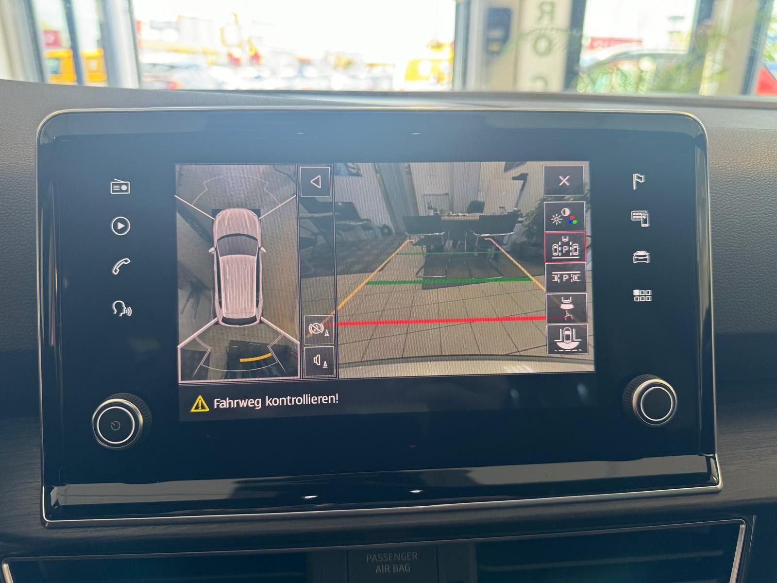 Fahrzeugabbildung SEAT Tarraco Xcellence 4Drive / NAVI/KLIMA/PANORAMA