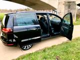 Volkswagen Sharan 2.0 TDI SCR DSG BMT SOUND - Volkswagen Sharan: Sound