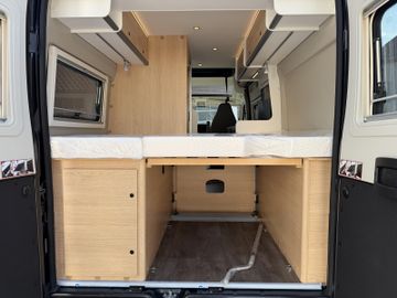 Sunlight Cliff X 600 RT Digital Dieselheizung Schwenkbad