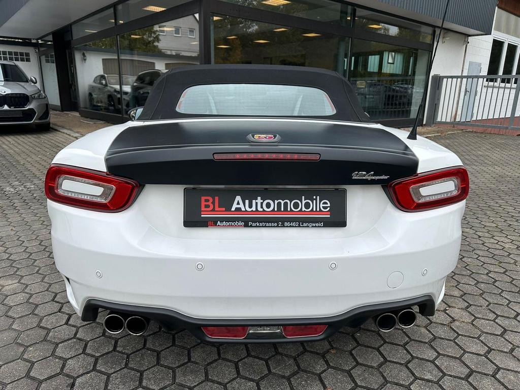 Abarth 124 Spider