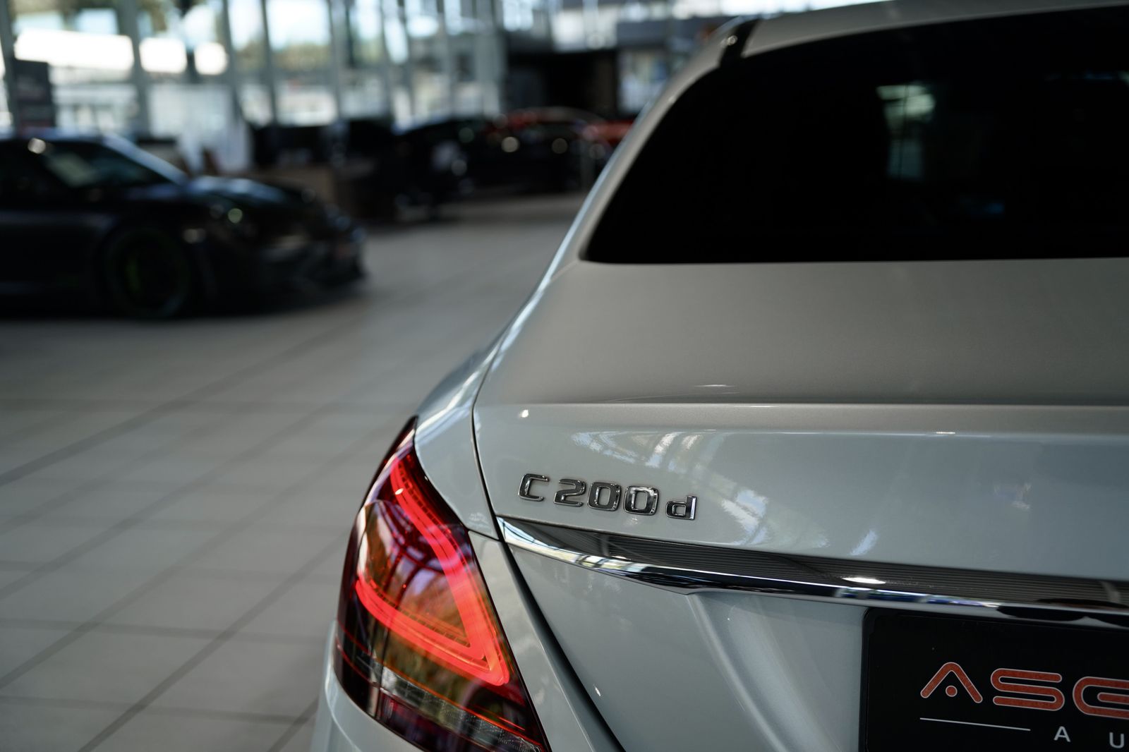 Mercedes Benz C 200
