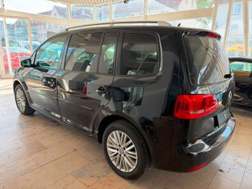 Volkswagen Touran - 7
