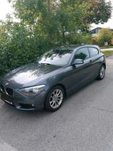 BMW 1er, 114i, 102 PS, EZ 28. 05. 2013, ge... - BMW: E28