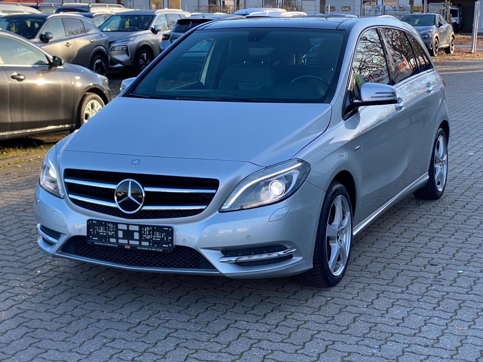 Mercedes-Benz B 200 BlueEff.7G DCT.Pano.AHK-Schwenk.NightPaket