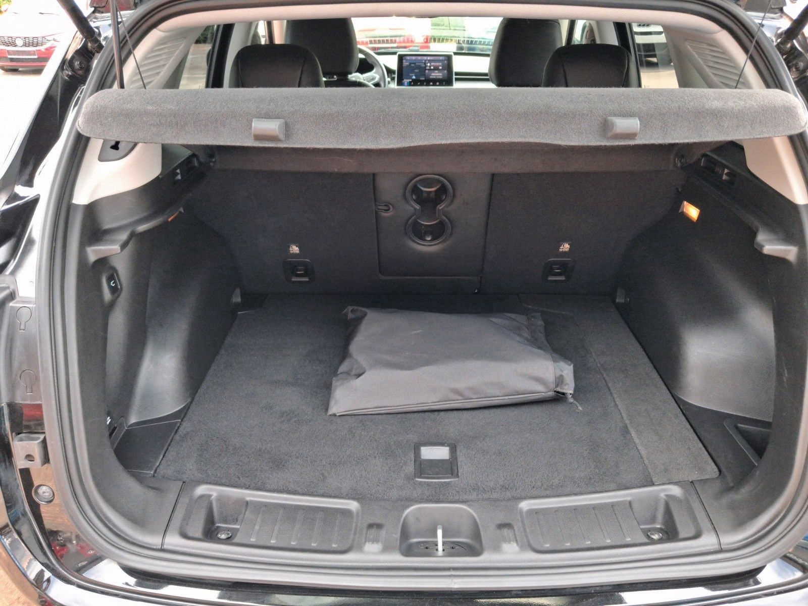 Fahrzeugabbildung Jeep Compass S Plug-In Hybrid 4WD Leder