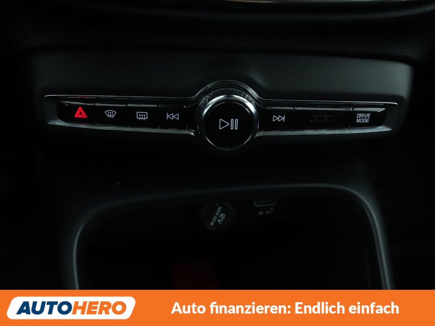 Volvo XC40 1.5 Momentum 2WD Aut.*LED*SPUR*CAM*PDC*SHZ*