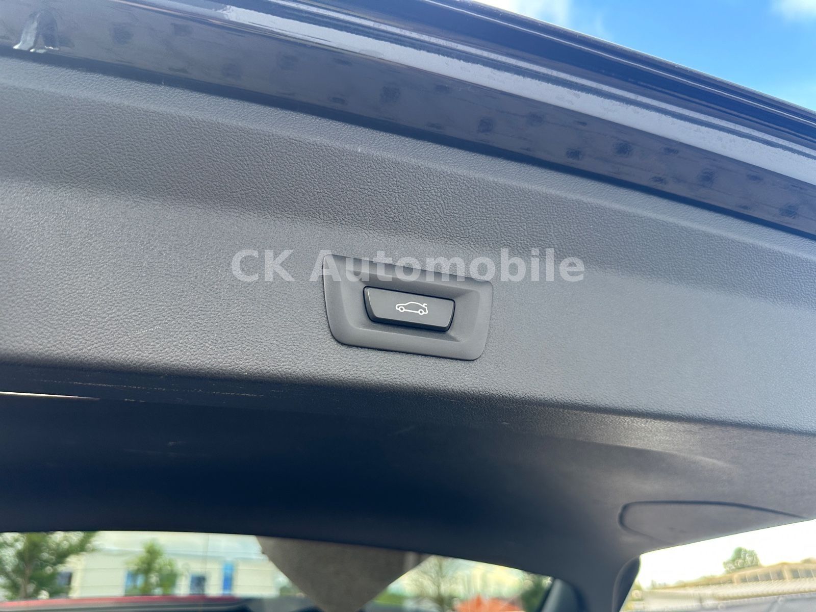 Fahrzeugabbildung BMW X3 xDrive 20 d M Sport/Live Cockpit/Kamera/LED