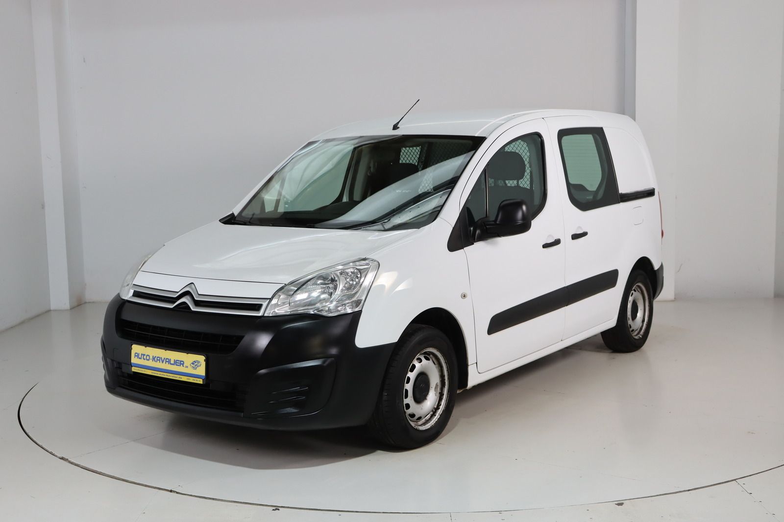 Fahrzeugabbildung Citroën Berlingo Kasten 1.6 HDi * 2 Schiebetüren * AHK *