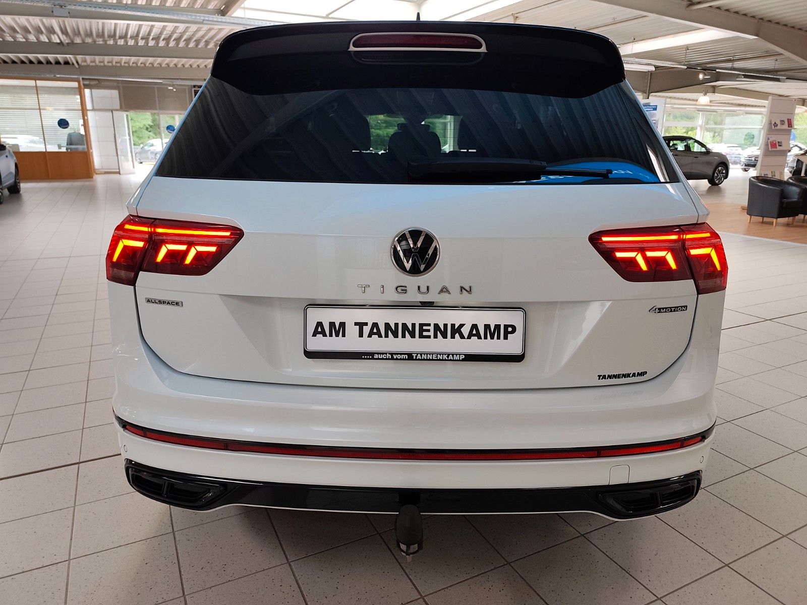 Volkswagen Tiguan Allspace 2.0 TSI 4MOTION R-Line *7-Sitze* foto 3