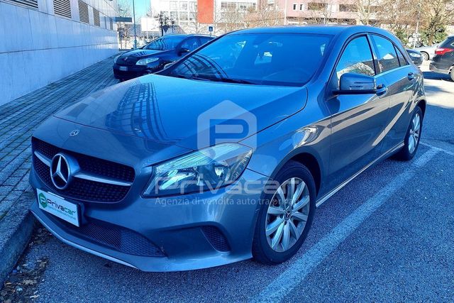 Mercedes-Benz MERCEDES A 180 d Business