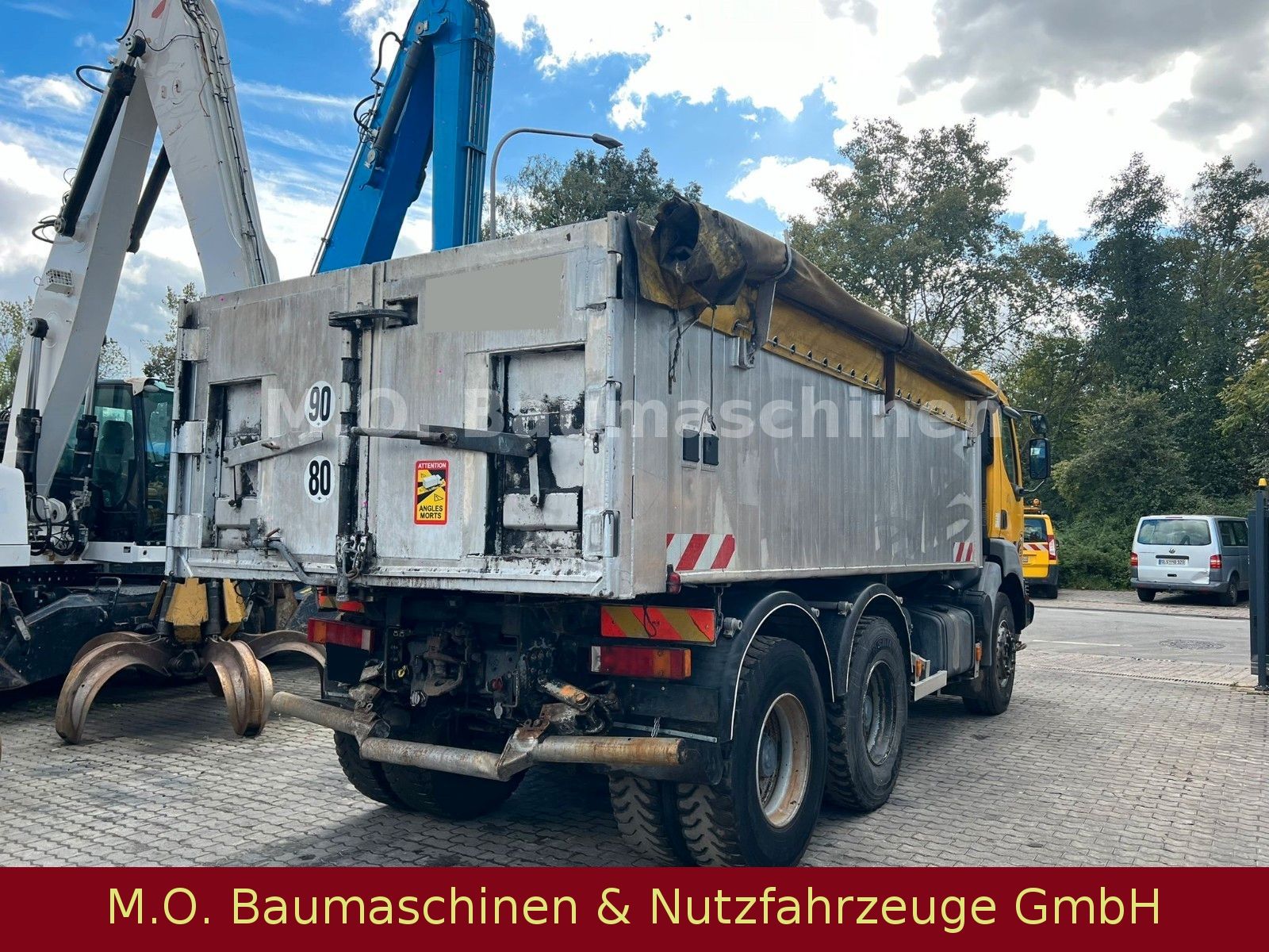 Fahrzeugabbildung Renault Kerax 370.26 / 6x4 /Alu Kipper /