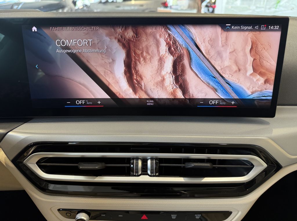 BMW 320i Tour Individual HUD+KAM+NAVI-LivePro+LEDer foto 24