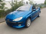 Peugeot 206 cc Cabrio  (136 PS) TÜV Neu - Peugeot 206 mit Benzin-Antrieb: Cabrio, Ps