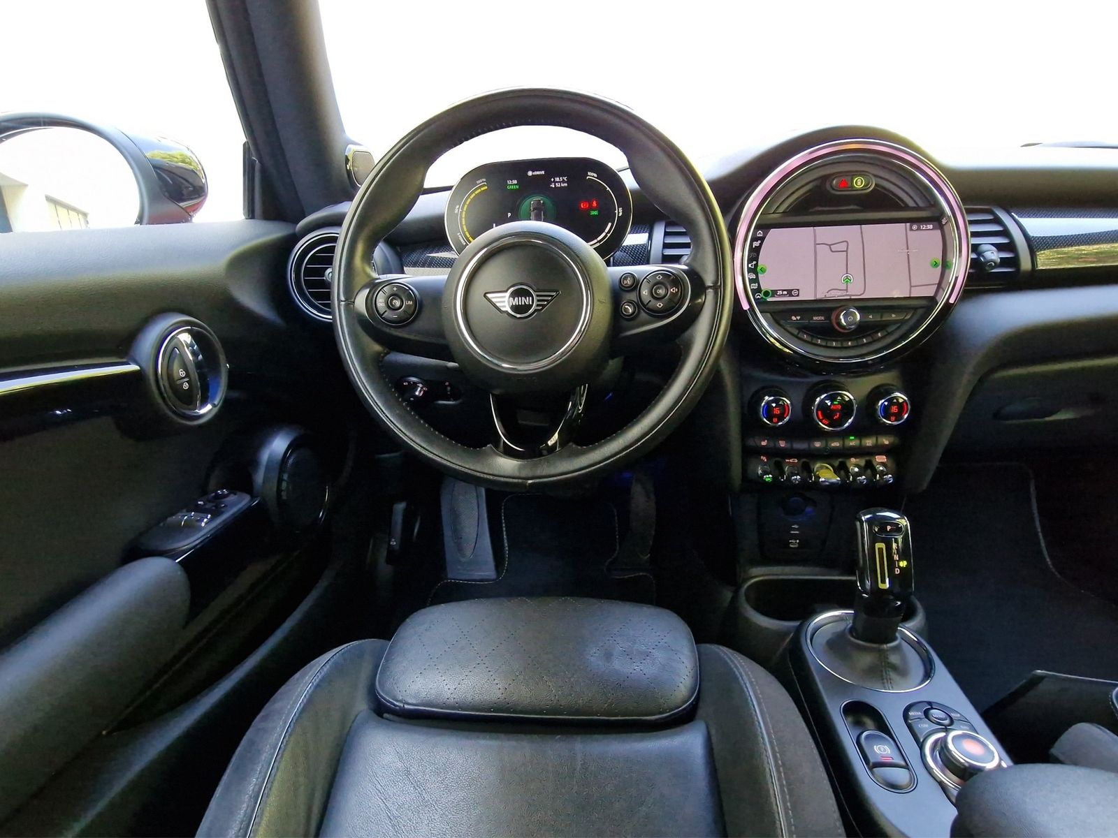 MINI Cooper SE 3-Türer LED Schnellladen Rückfahrka imagem 2
