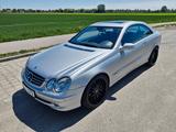Mercedes-Benz 320 - Mercedes-Benz 320 aus 2004