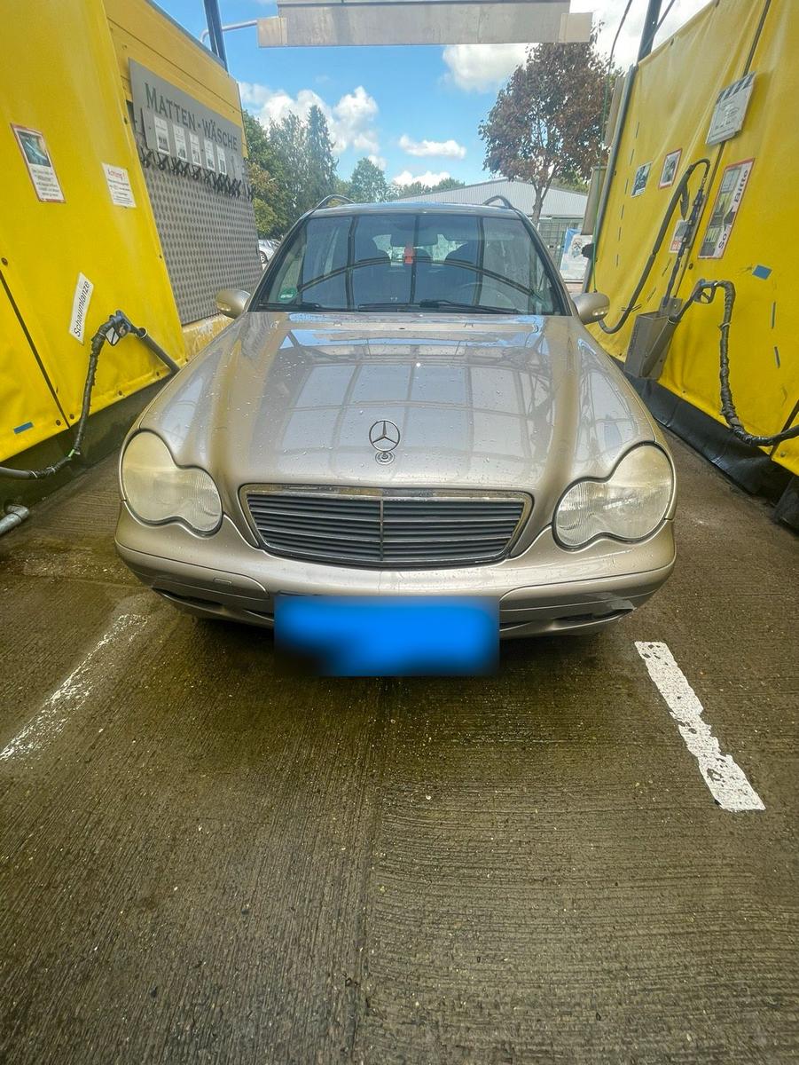 Mercedes-Benz C 180