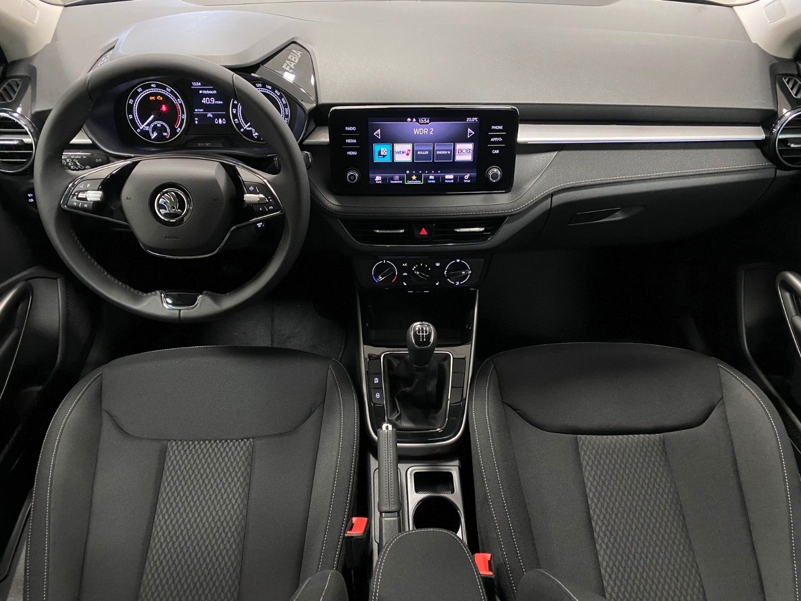 Fahrzeugabbildung SKODA Fabia 1.0 TSI STYLE+5 JAHRE GARANTIE bis 100tKM+