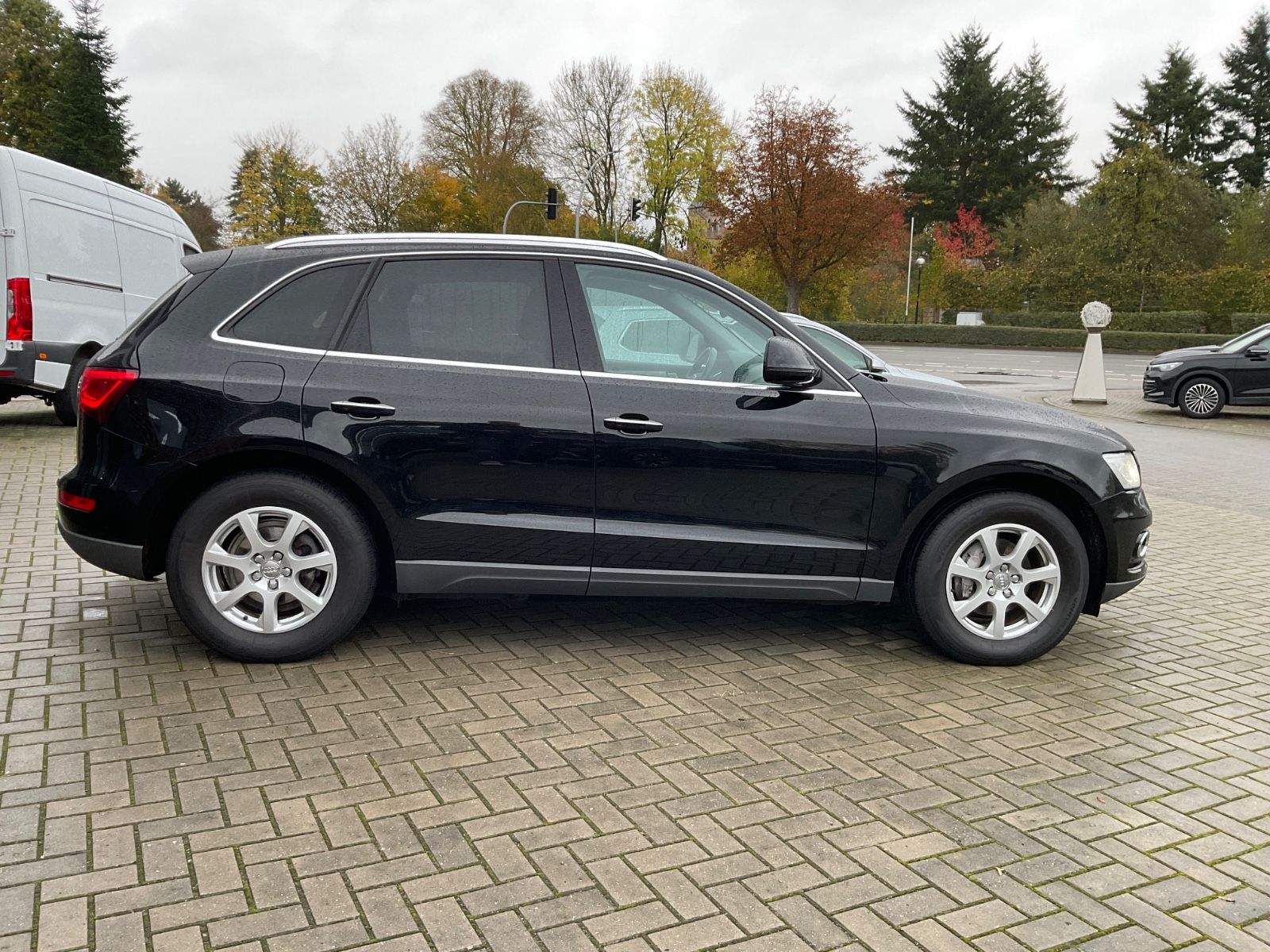 Fahrzeugabbildung Audi Q5 2.0 TDI ultra,Navi,AHK schwenkbar,Telefon