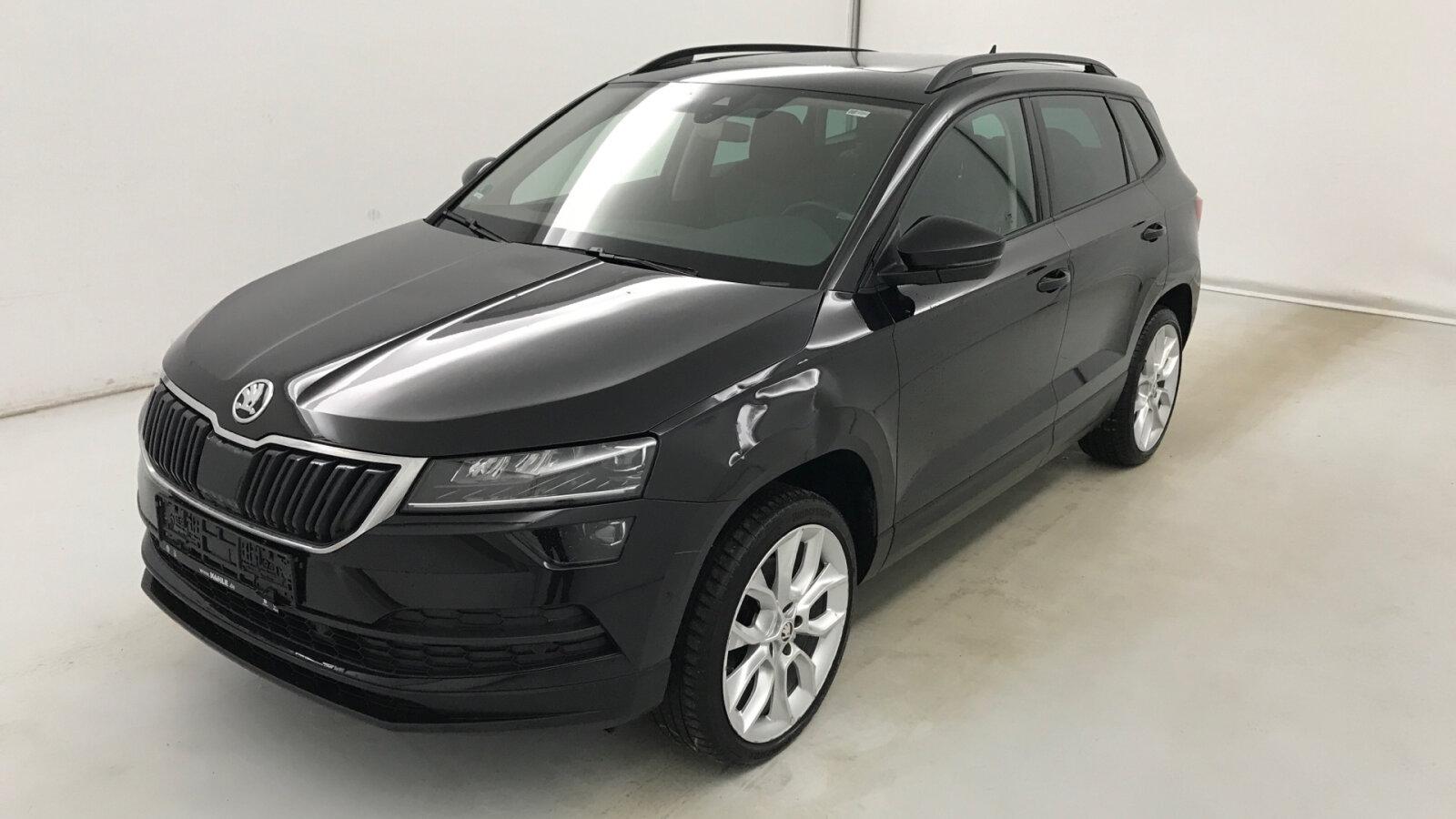 Skoda Karoq 1.5 TSI ACT DSG Style AHK ACC PANO LEDER