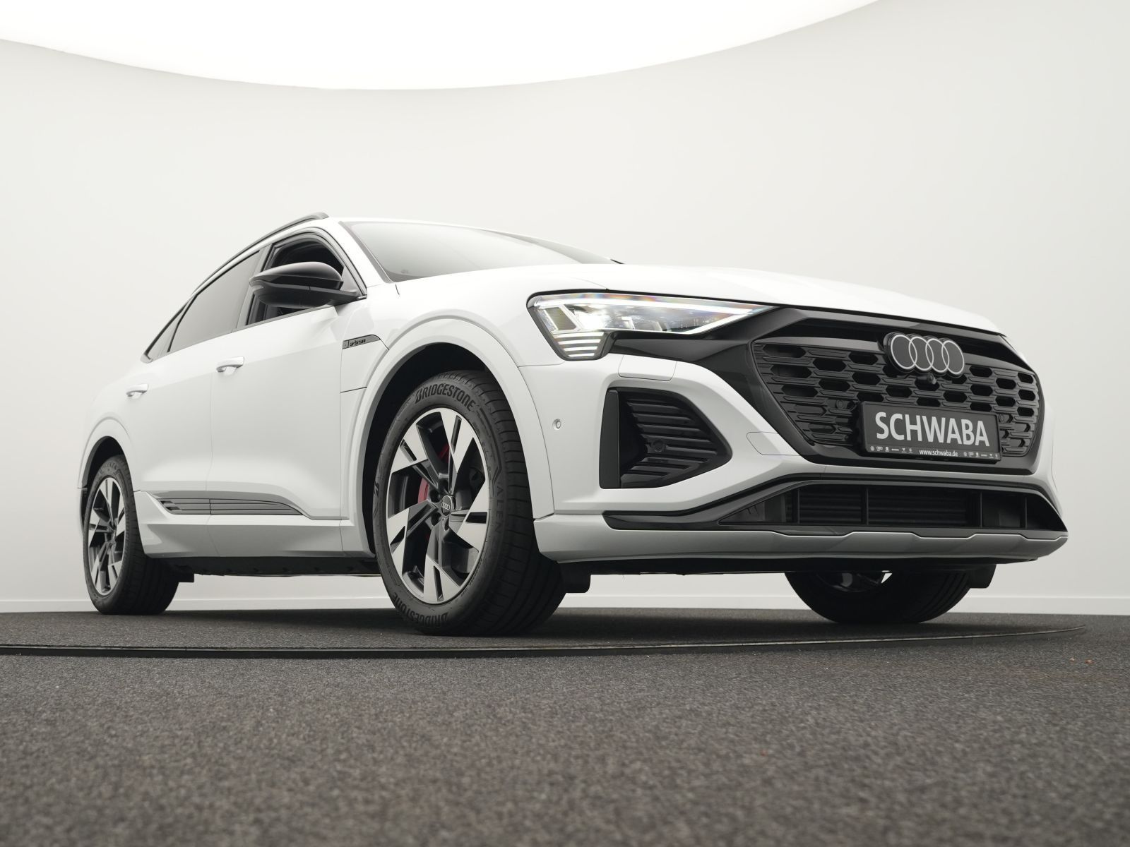 Audi Q8 e-tron - Bild 24