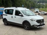 Dacia Dokker Stepway Celebration/NAVI/PDC/ - Dacia: Kleinbus