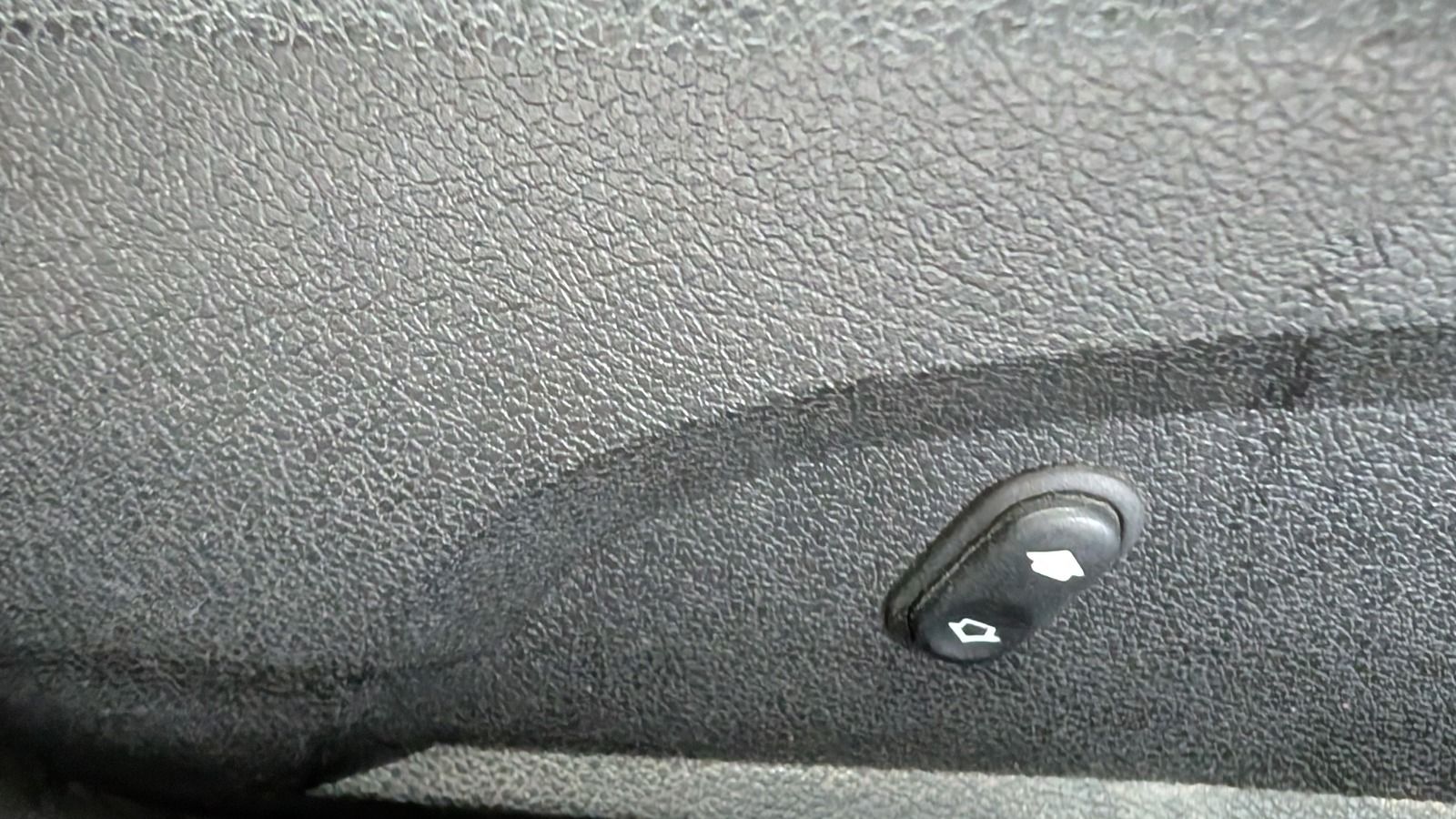 Fahrzeugabbildung Ford Mondeo Turnier 1.8 Ambiente