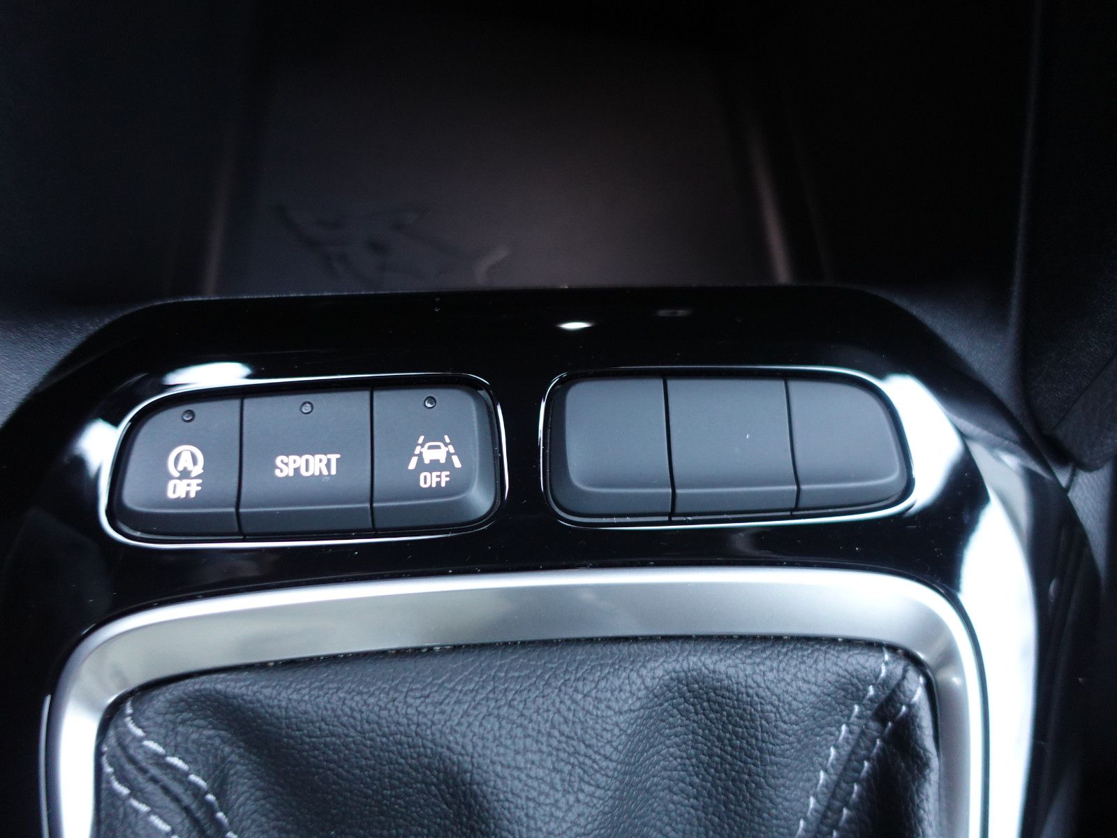 Fahrzeugabbildung Opel Corsa GS 1.2T,MatrixLED,Kamera,Sitzhzg,Allwetter