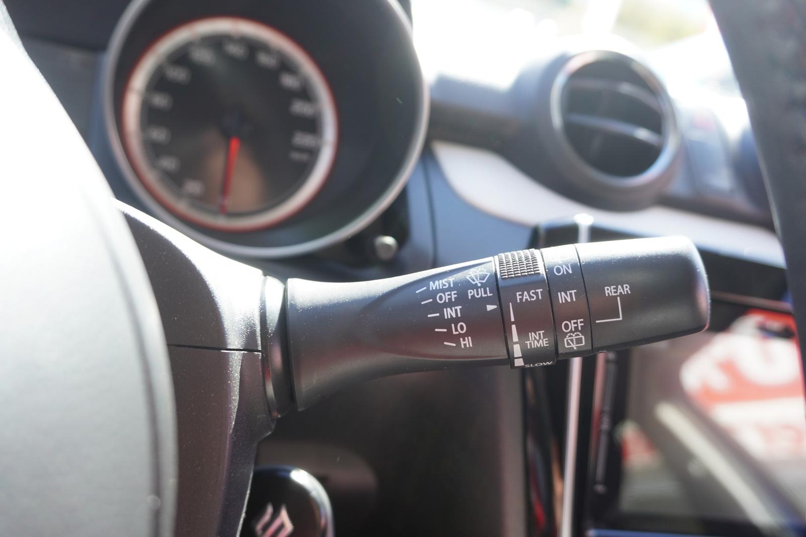 Suzuki Swift 1.2 4x4 Comfort Tagfahrlicht Kamera USB