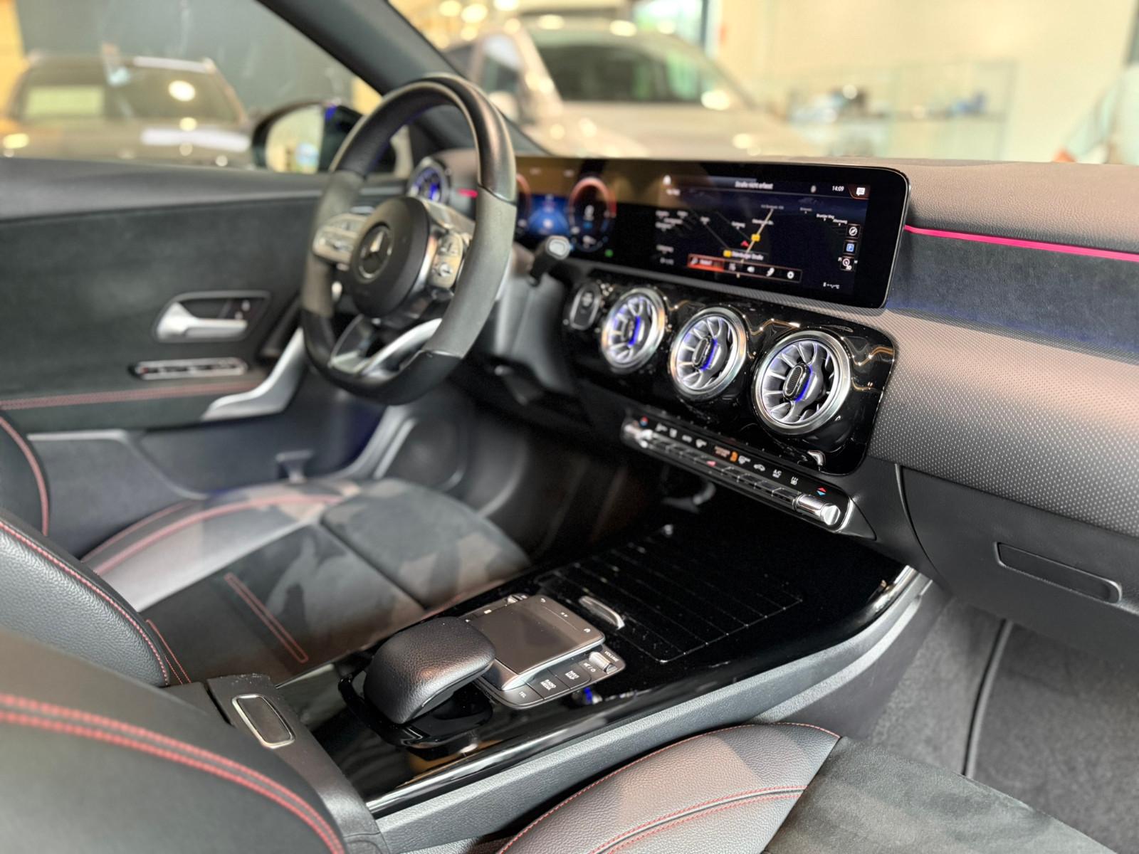 Mercedes-Benz A 250 e /FAP/DISTRO/AHK/AMG/NIGHT/PANO/KAMERA/