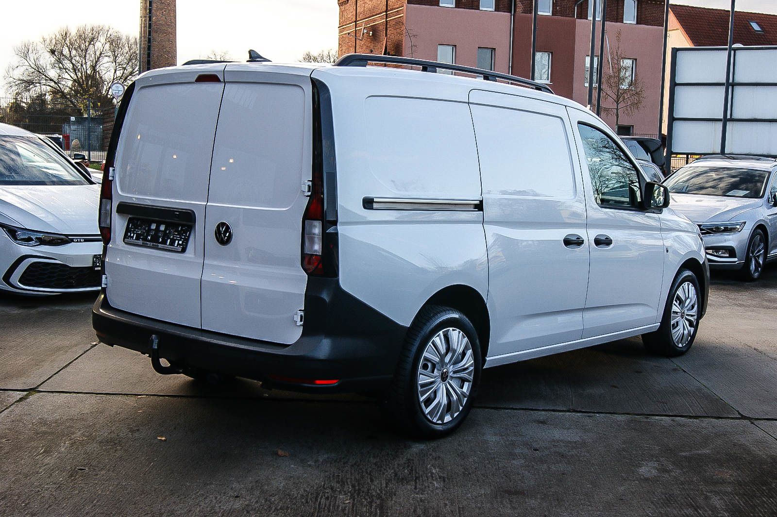 Fahrzeugabbildung Volkswagen Caddy Maxi Cargo 20TDI DSG KLIMA ERGO SIHZG ANHZ