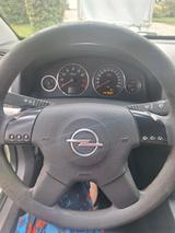 Opel Signum Automatikgetriebe - Opel Signum mit Benzin-Antrieb: Kombi, Automatik