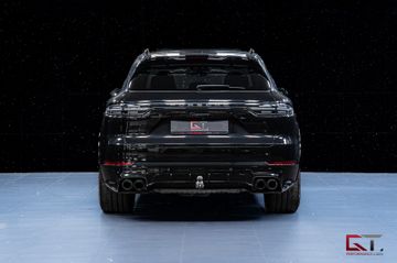 Porsche Cayenne - 5