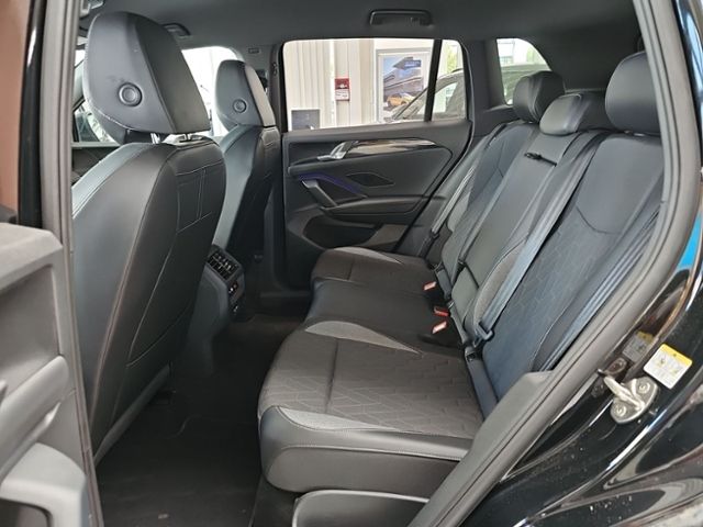 Fahrzeugabbildung Volkswagen Tiguan 1.5 eTSI DSG Goal HD-MATRIX NAVI 360° KES