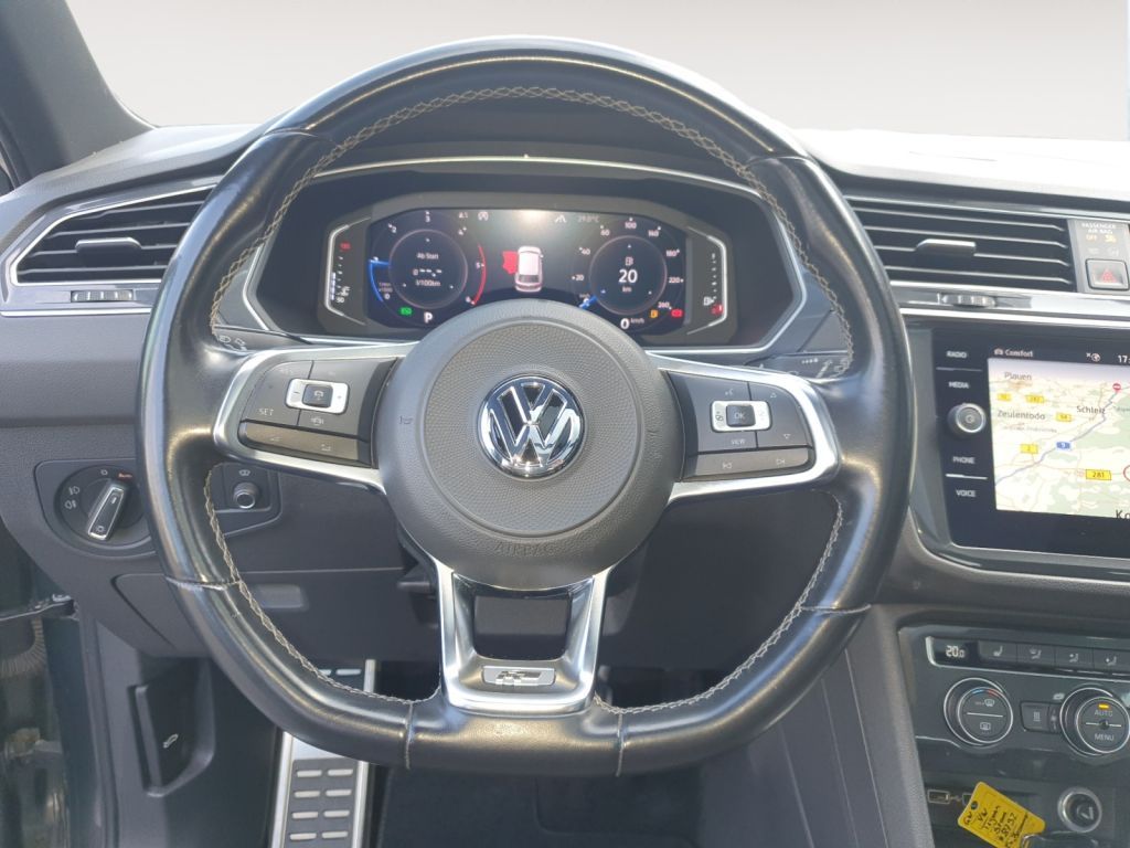 Fahrzeugabbildung Volkswagen Tiguan 2.0 TDI 4M DSG Highline LED,NAVI,AHZV