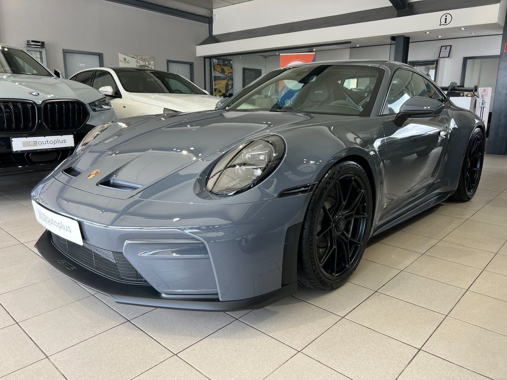 Image of Porsche 992