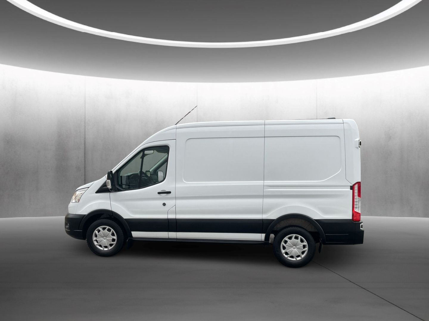 Fahrzeugabbildung Ford Transit Kasten 350 L2 Trend AHK DAB SORTIMO Spur