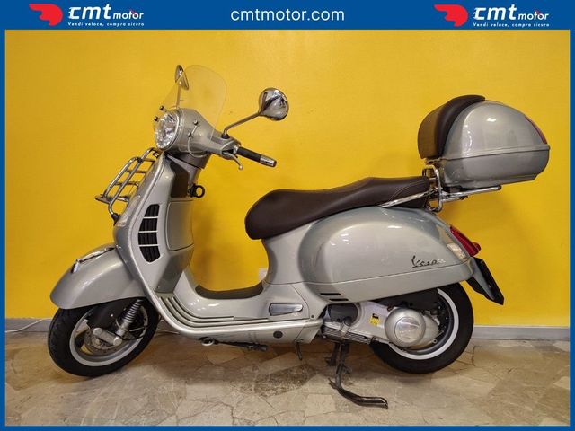 Vespa GTS 300 - 2013