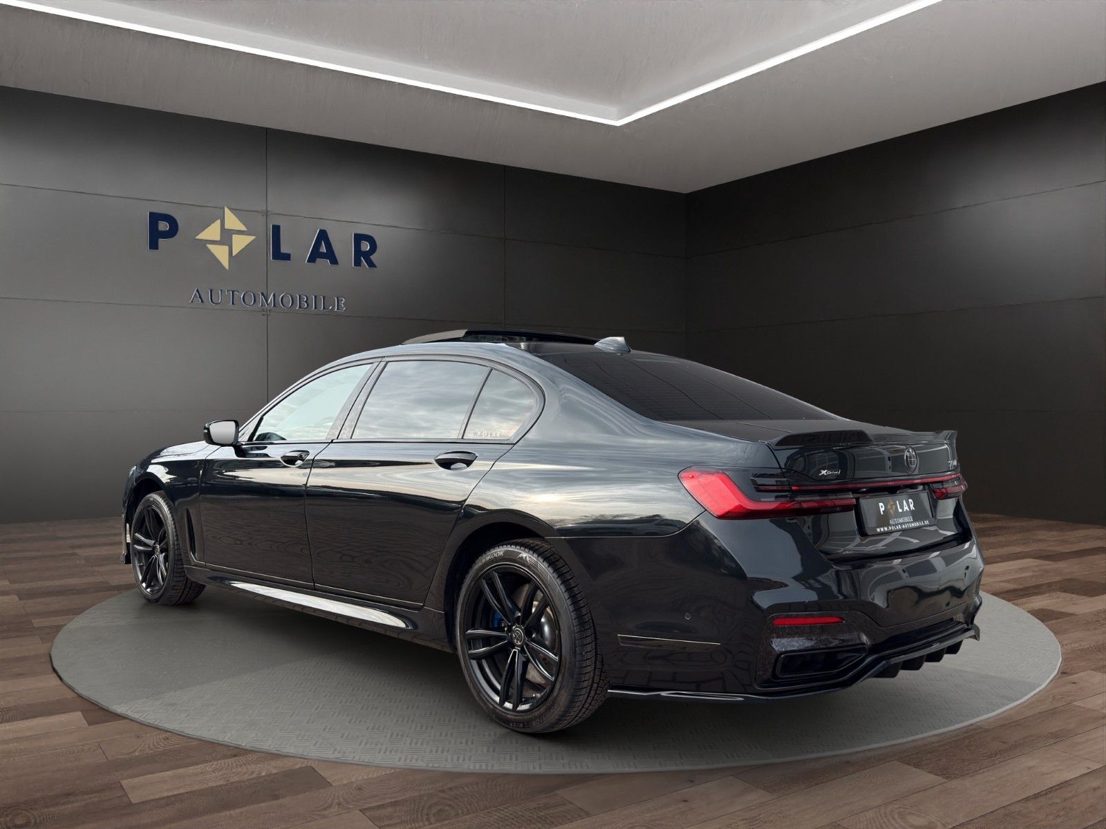 Fahrzeugabbildung BMW 750Li xDrive HUD/Skylounge/H&K/Massage/Luftf.