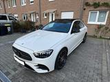 Mercedes-Benz E 300 e 4MATIC AMG-Line E53-AMG Panorama - Mercedes-Benz E 300 in Herne
