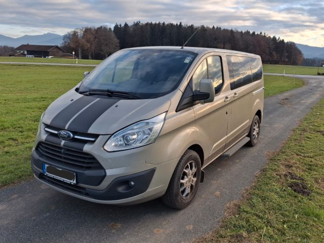 Ford Tourneo Custom Titanium Campingbus o. 8 Sitzer