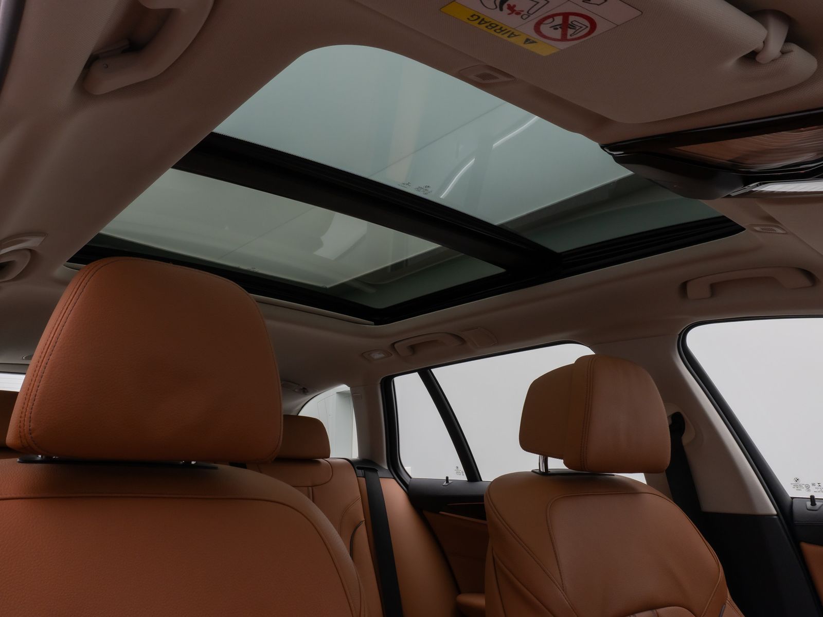 Fahrzeugabbildung BMW 530d xD Luxury Line Panorama Kamera HUD DAB HiFi