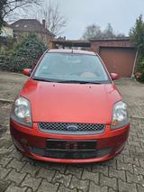 Ford Fiesta 1,3 44 kW Style Style - Ford Fiesta aus 2007: ST