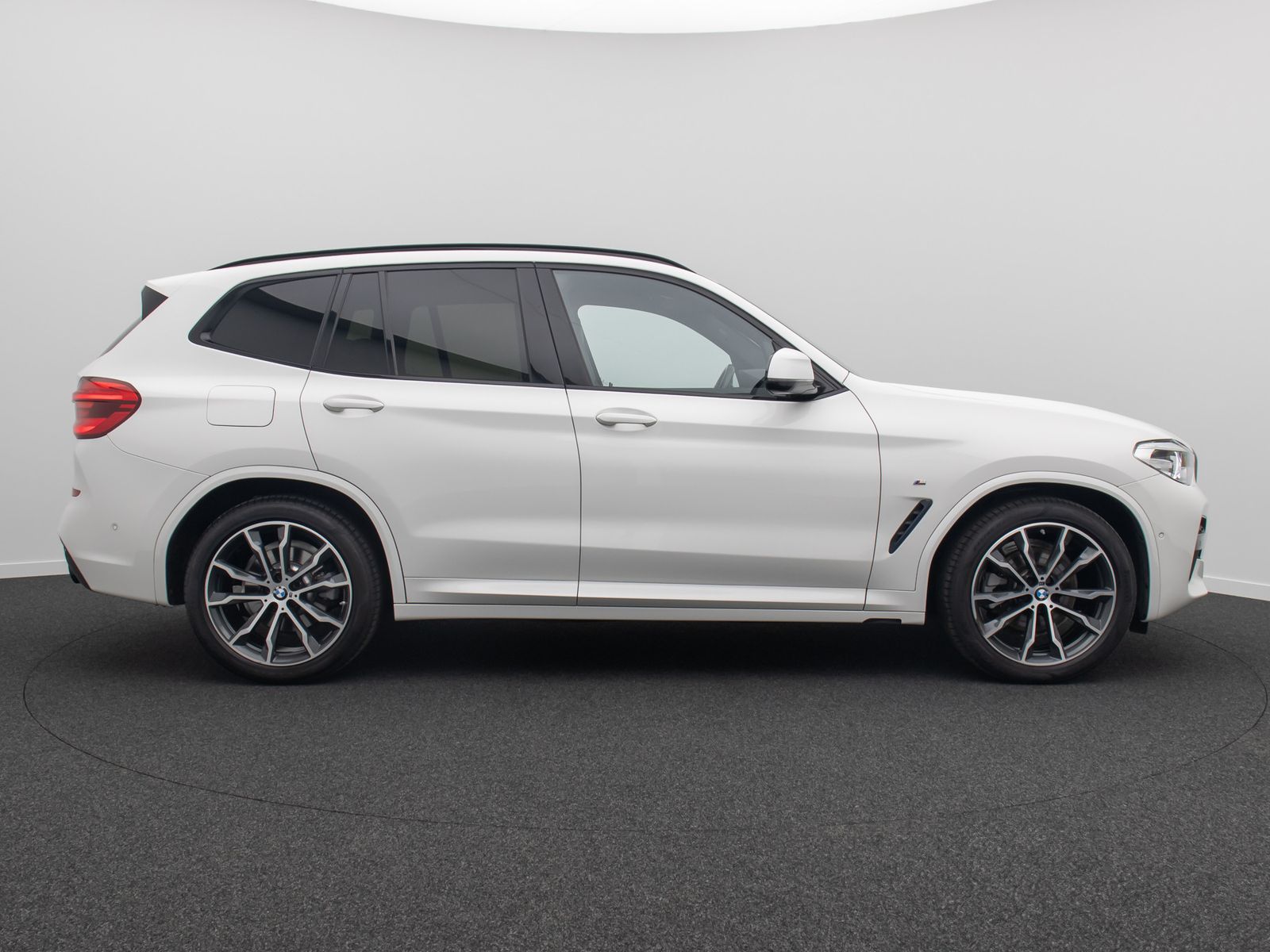 Fahrzeugabbildung BMW X3 xD20d M Sport Kamera DAB CockpitPlus LED 20"