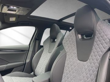Skoda Octavia Combi 2.0 TDI DSG Sportline *AHK*PANO*..
