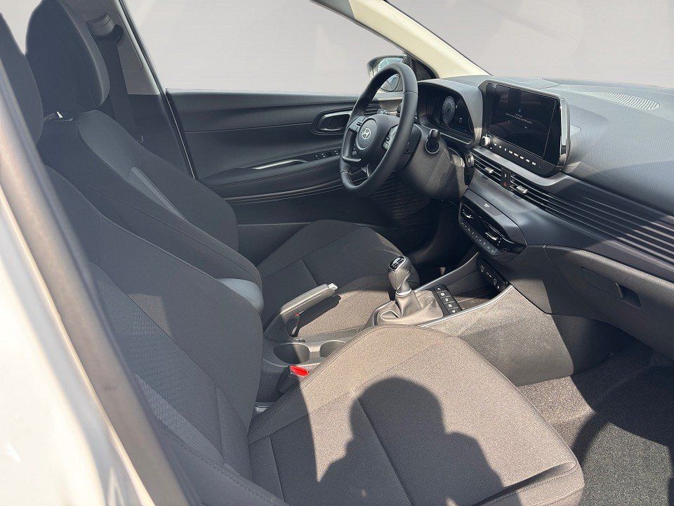 Fahrzeugabbildung Hyundai i20 1.0T 100PS Prime Dachlackierung