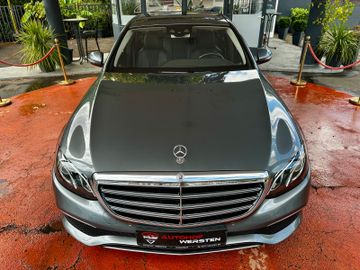 Mercedes E 200 - 11