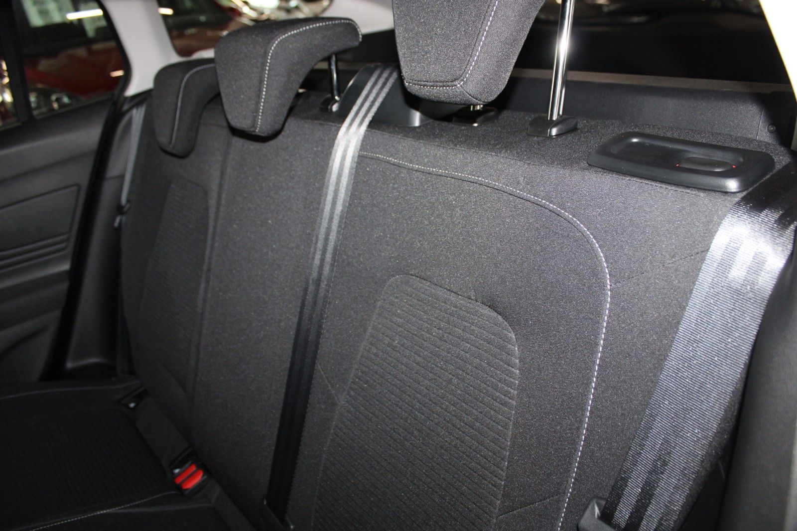 Fahrzeugabbildung Ford Focus MHEV Titanium Turnier LED NAVI WinterPaket