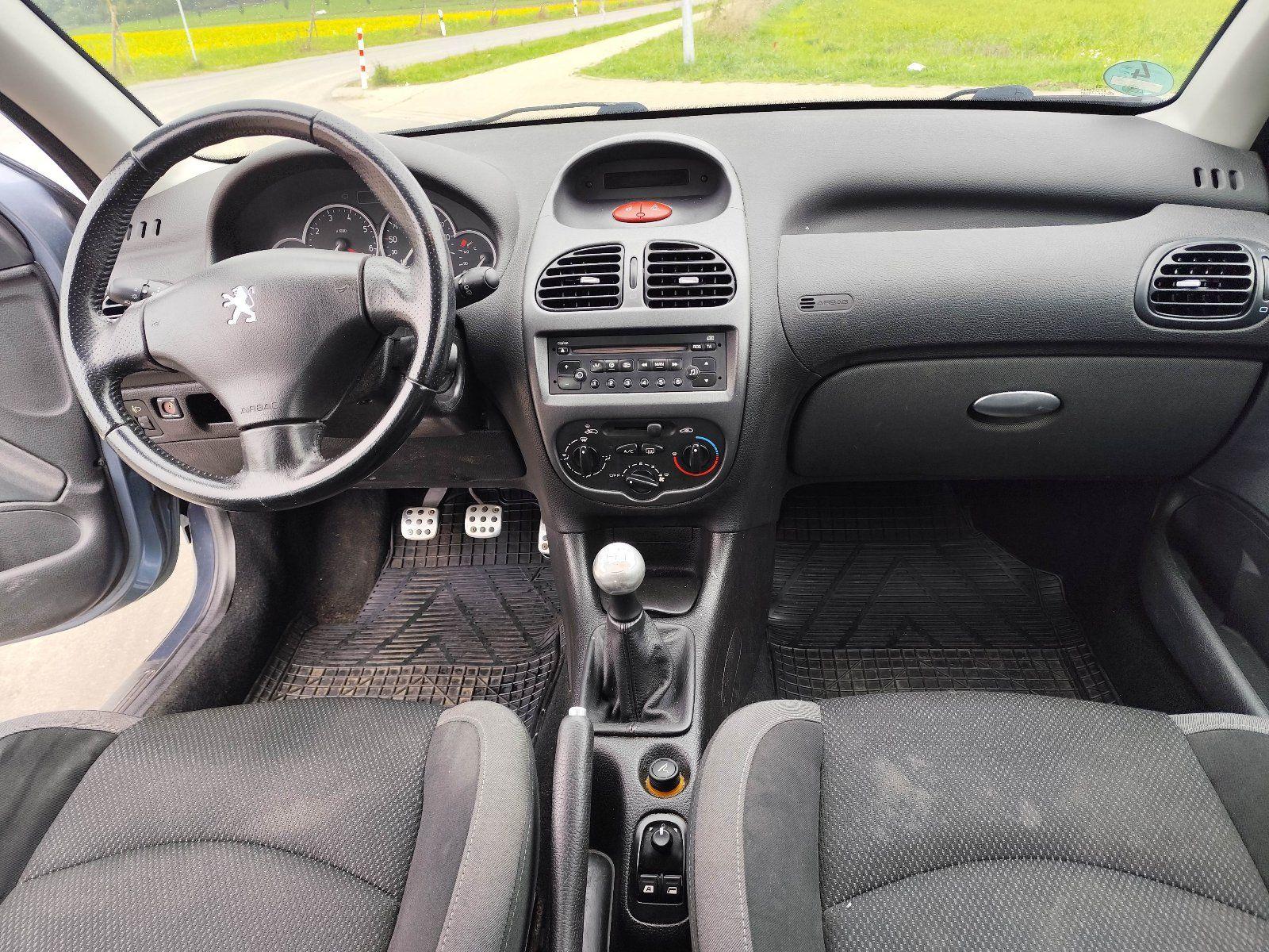 Peugeot  2006 — photo 13
