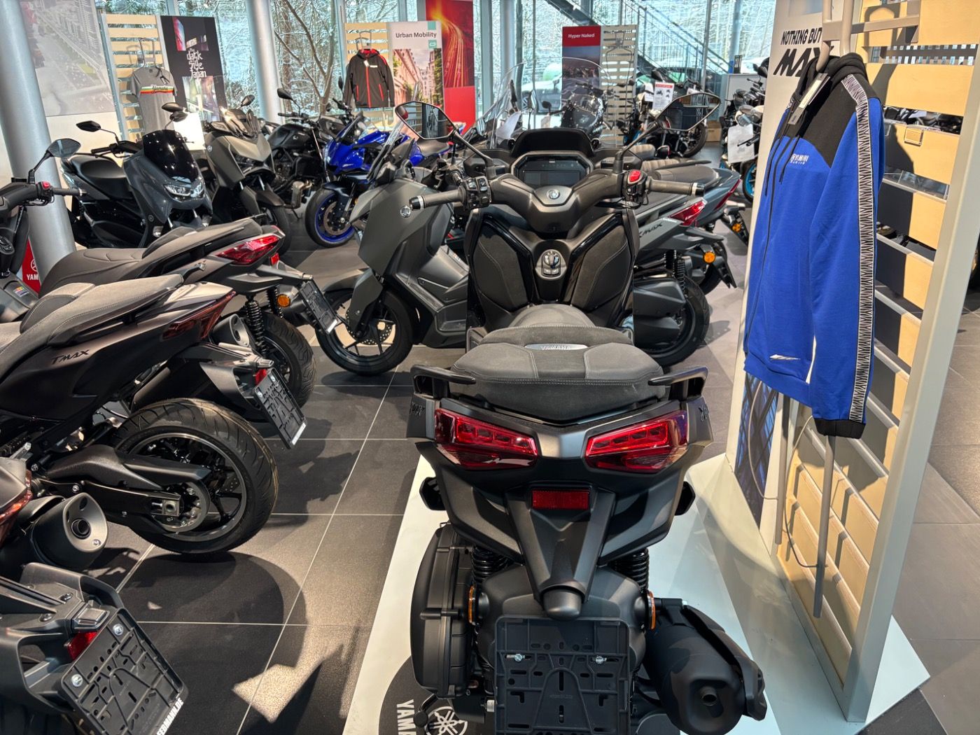 Fahrzeugabbildung Yamaha Xmax Tech Max+ 300 2025