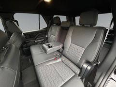 TOYOTA 4-Runner TRD Offroad *ON STOCK*